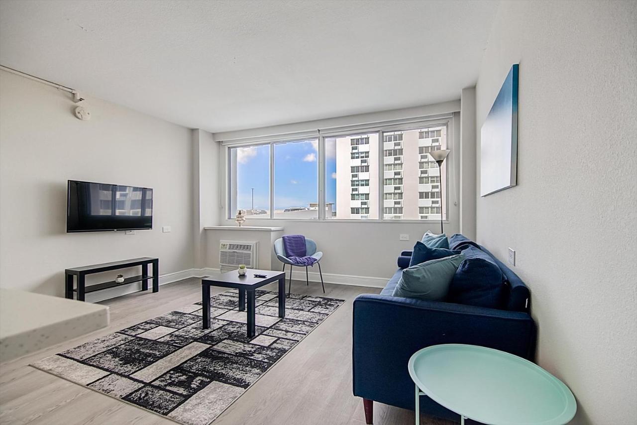 Frontdesk The Wayland Apts Downtown St Pete Lejlighed Saint Petersburg Værelse billede